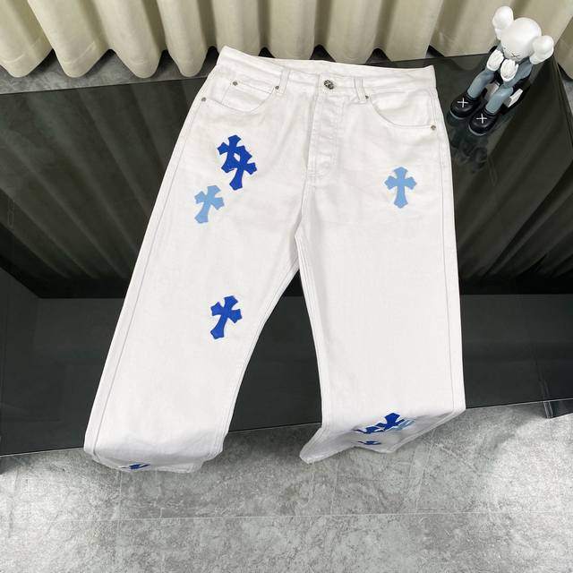 Ultimate Version Chroe Hets Ch Cro Heart-Shaped Leather Patch White And Dark Blu
