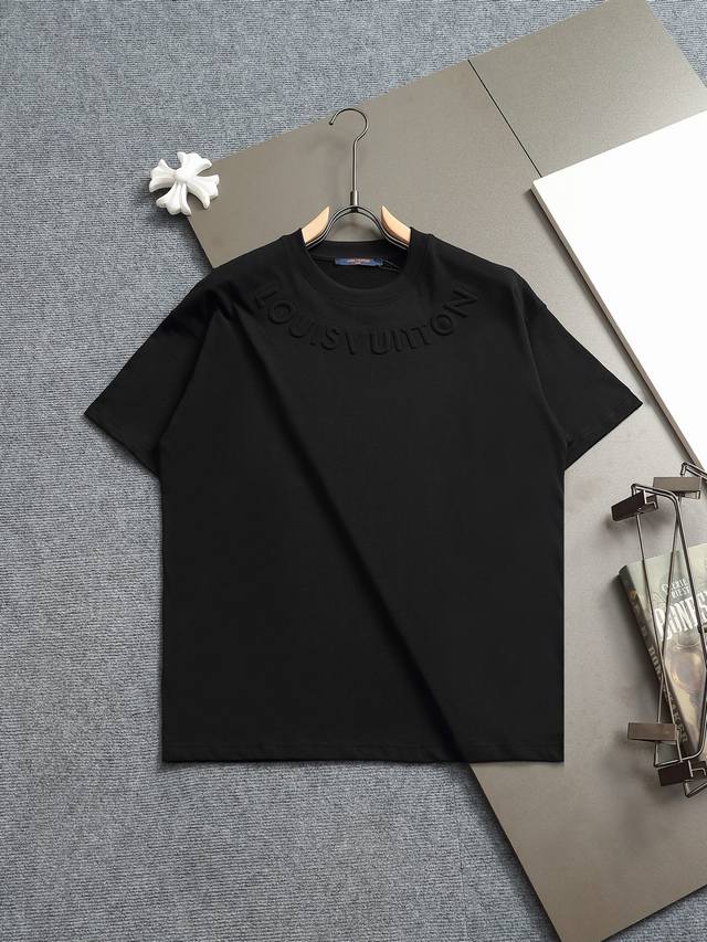 Lv 25 Early Spring New Arrival 3D Embossed Floral Letter Textured Round Neck Sho