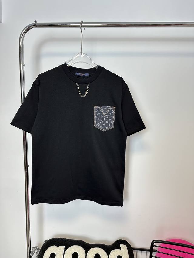 Style Number:Hmy81# Lv Louis Vuitton Latest Pocket Chain Minimalist Design Short