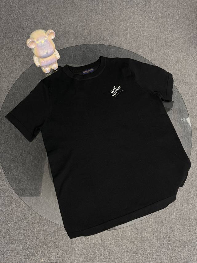 Top Version Distinct From Mass-Produced Items 25Ss Louis Vuitton Pin-Stitched Kn