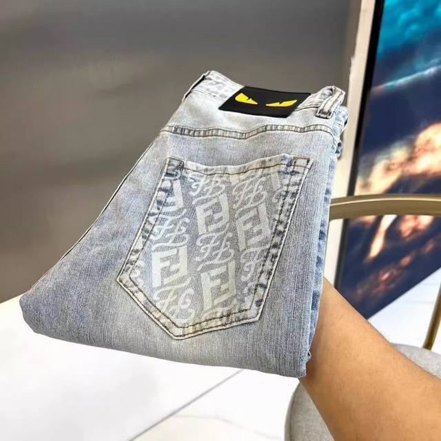 Oc-752 Fendi Pocket Jacquard Letter Simple Retro Classic Leather Logo Denim Pant