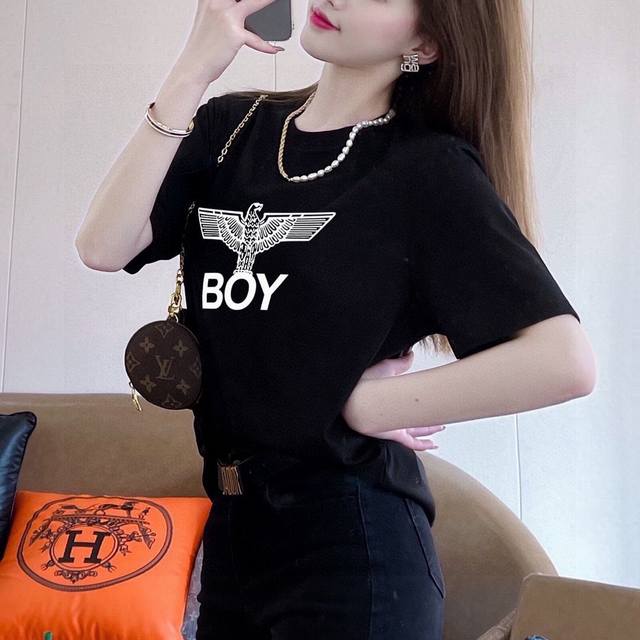New Arrival! Boylondon Classic Round Neck Short-Sleeve T-Shirt, The Iconic Logo