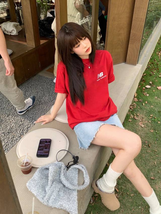 New Arrival! Nb New Couple Round Neck Short-Sleeve T-Shirt! Super Eye-Catching!