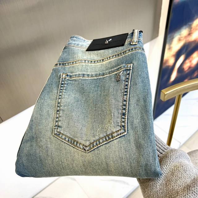 Ysl Saint Laurent, 2025 Spring/Summer New Arrival, Men's Classic Washed Light Bl