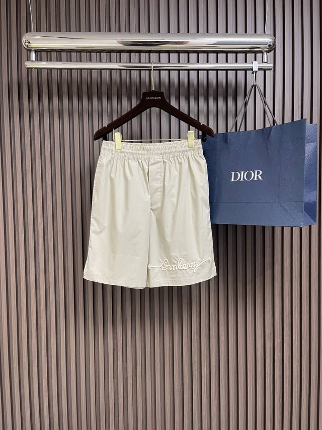 Burberry Rope Knot Embroidered Pattern Shorts, Made From Cotton Material, With T