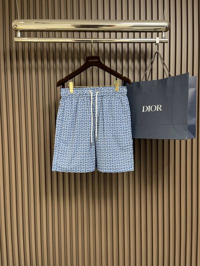 Hermes 2025 Ss Spring/Summer New Casual Shorts Beach Shorts This Design Features