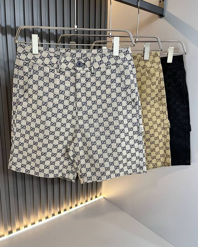 Gucc* Gu Jia 2025 Spring/Summer New Arrival Unisex Fashion Washed Denim Shorts,