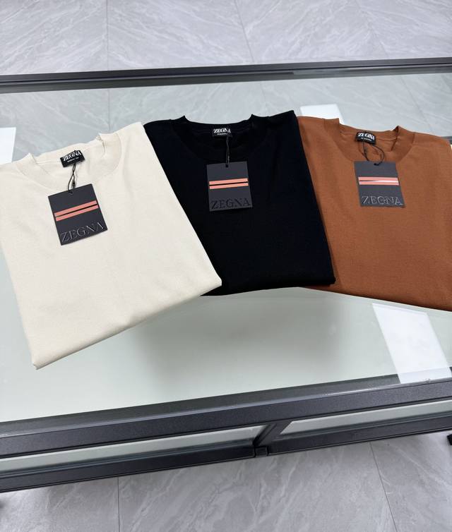 Zz Urban Minimalist Knit Sweater.