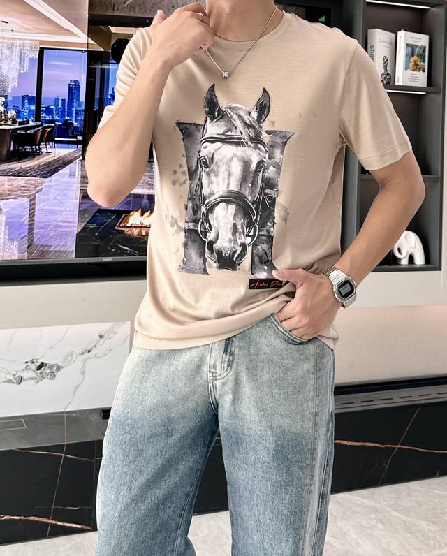 Ai*Shi 2025 Spring/Summer New H Horse Head Print Men's Round Neck T-Shirt, Featu