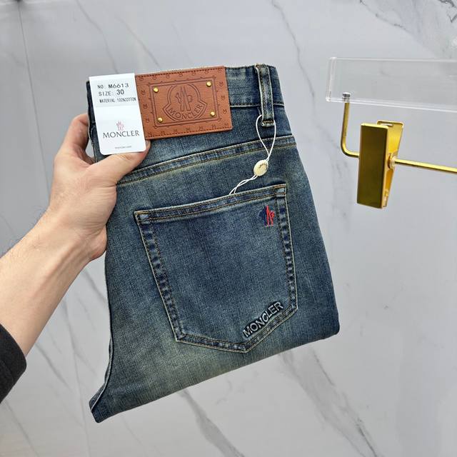 New Moncler Mont-Blanc High-End Custom-Made, 2025 Early Spring Latest Style Slim