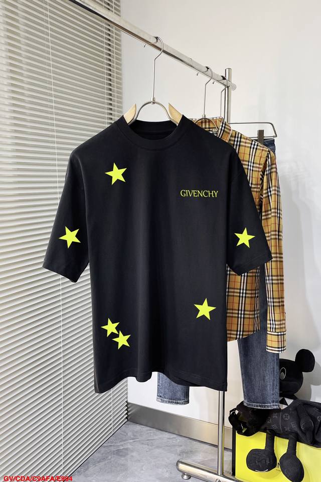 E994 Gv Givenchy New Letter Print Double-Layer Short-Sleeve T-Shirt The Letter P