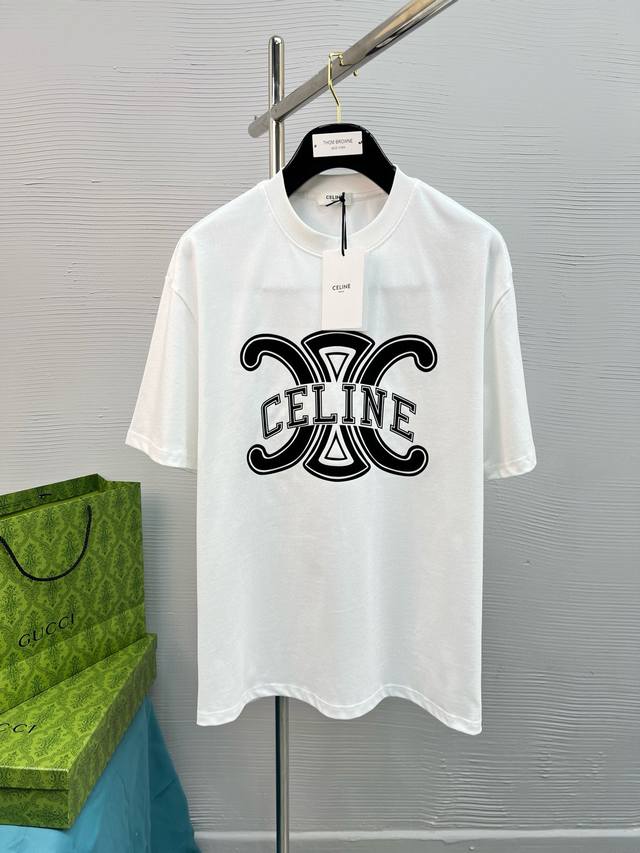 High-Quality Celine 25Ss Classic Color T-Shirt New Arrival!! The Design Is Incre