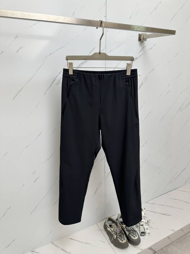 2025 Summer New Arrival. Imported Fabric, Simple And Versatile Design, Flatterin
