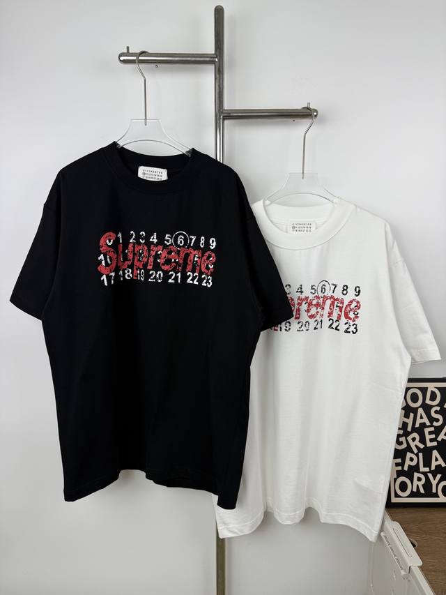 Style Number X48 Mm6 Supreme Collaboration 25Ss New Print Short-Sleeve T-Shirt T