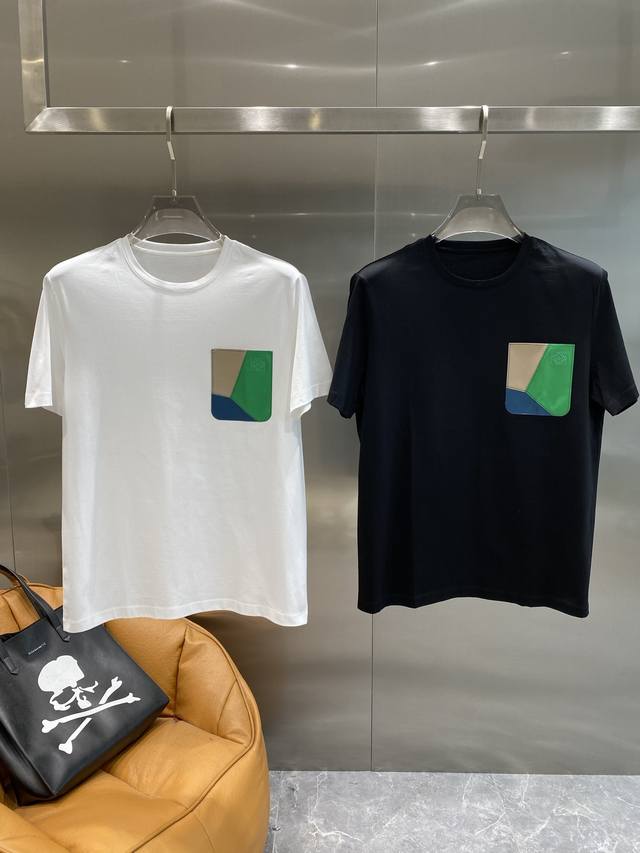 Luo Family Loewe T-Shirt, Simple And Classic, With A Vibrant Color Scheme On The