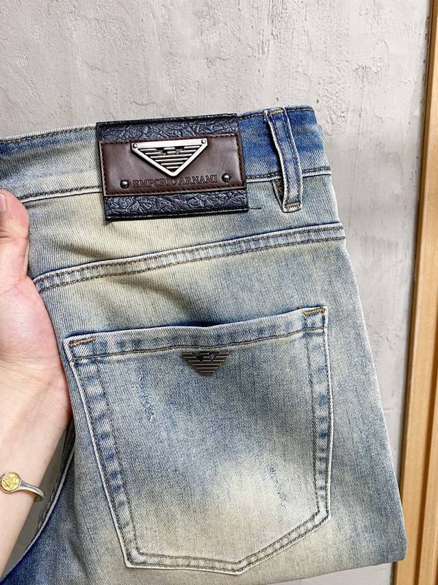 Armani 2025 New Men's Denim Pants With Excellent Stretch.Exclusive Release, Avai