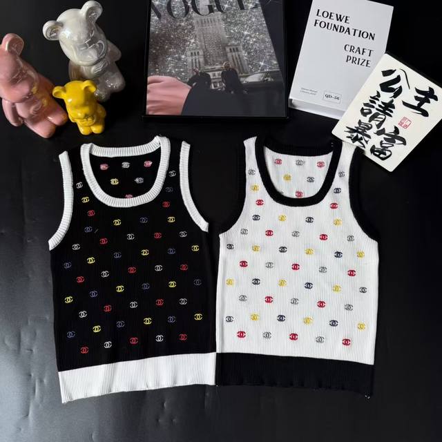 Chane* Spring/Summer New Arrival Round Neck Knit Vest Classic Black And White Co