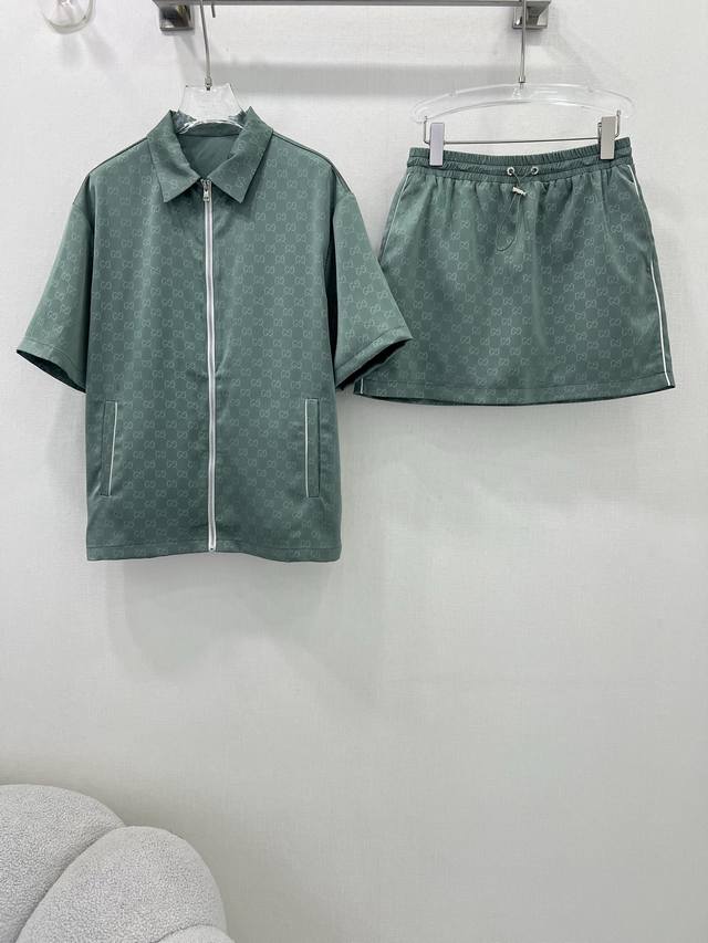 Gucc*25 Spring/Summer New Arrival Satin Jacquard G Set! Beautiful Color, Green T