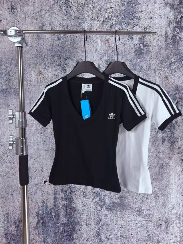 2015 Actual Photos Adidas Three-Leaf Embroidered Women's Short-Sleeve T-Shirt Th