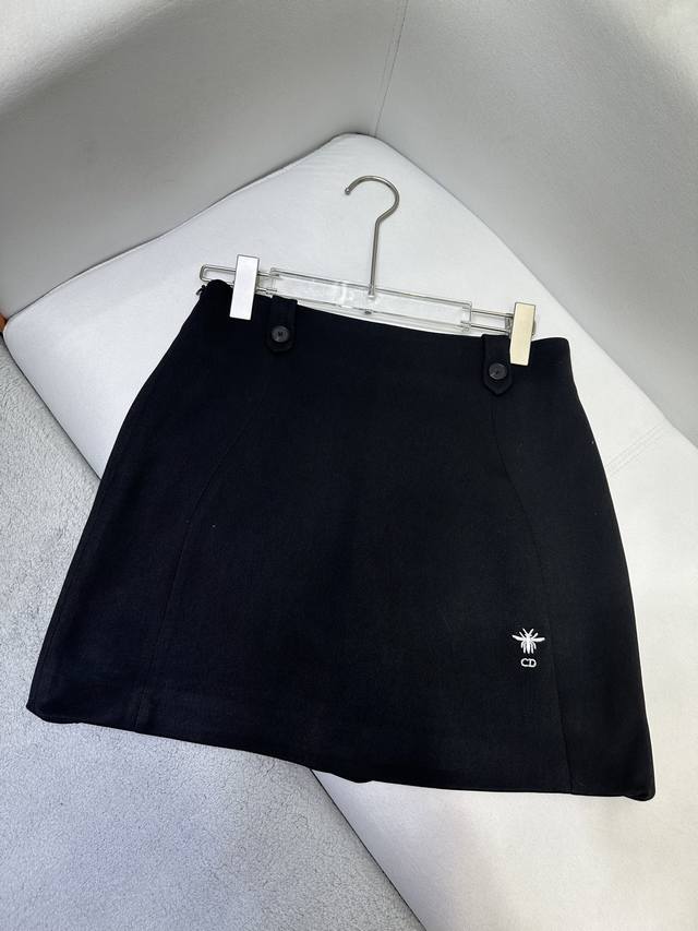Dio* 2025 Summer New Arrival Short Fitted Skirt With A High-End Minimalist Elega