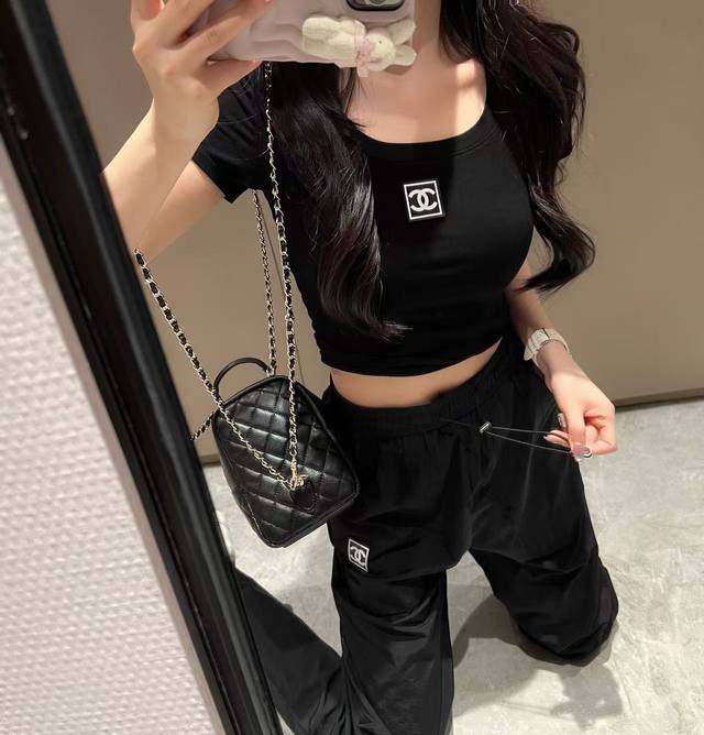 New Style Number D7505, Vintage Chanel-Inspired T-Shirt, Sml. Style Number D7377
