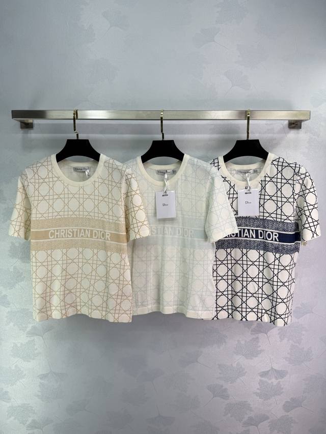 Dio*New Checkered Knit Short-Sleeved Top, Available In Three Colors: Pink, White