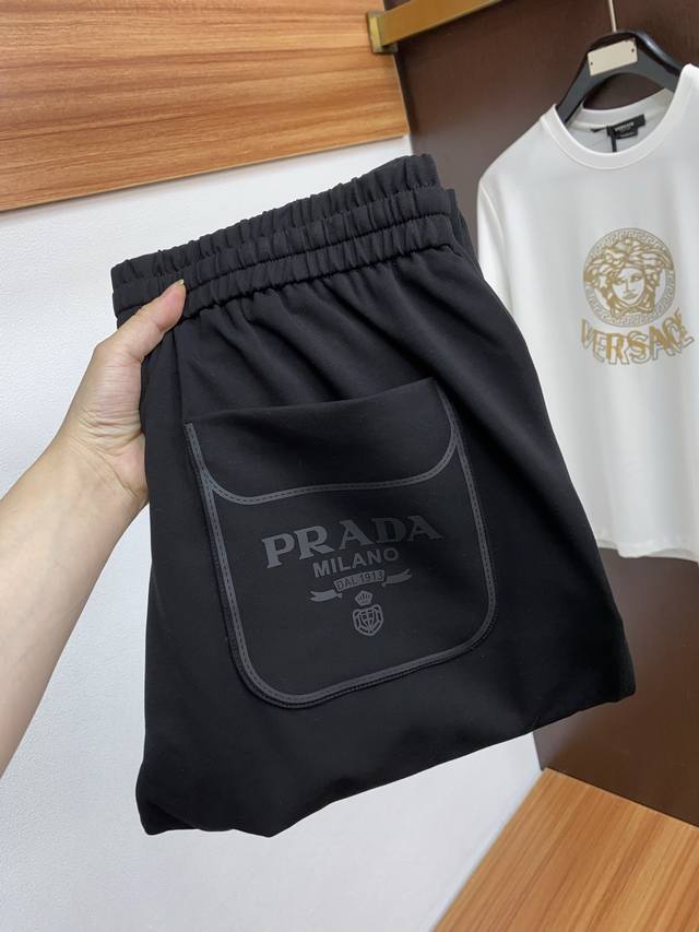 Prada 2025 Spring/Summer New Arrival Casual Pants. The Original Design Offers A