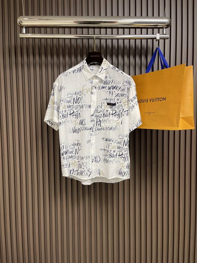 Lv 2025Ss Spring/Summer New Arrival Simple Textured Summer Short-Sleeve Shirt, C