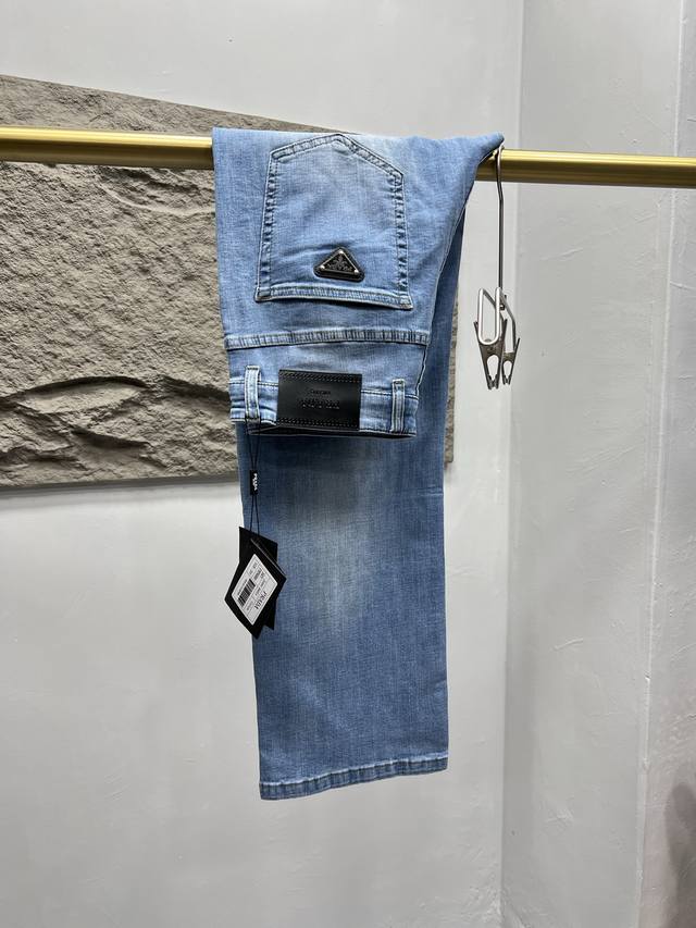 Prada 2025 Early Spring Men's Denim Wide-Leg Jeans! Made From Premium Imported D