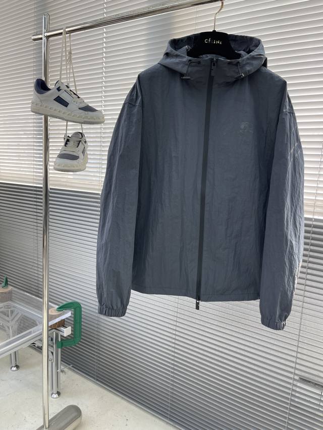 Bbr 25Ss New Hooded Jacket, Crafted From Italian-Spun Pleated Nylon Fabric, Feat