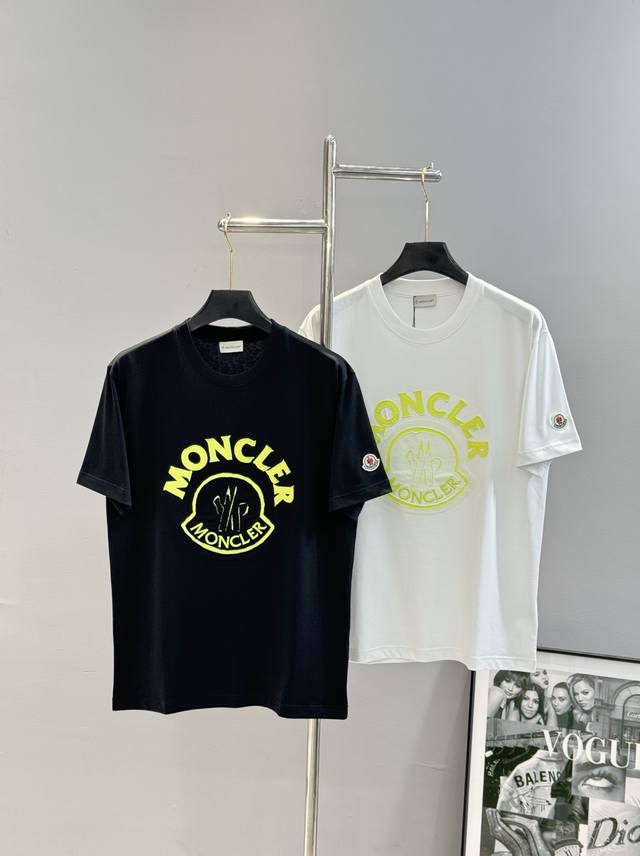 Donkey Brand* 25S New Arrival Streetwear T-Shirt. Unisex Design. Pink Color Sche
