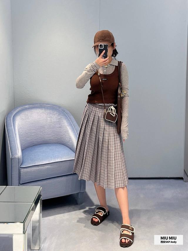 Miumi* 25Ss Spring/Summer New Arrival Intellectual Checkered Skirt | Exclusive Y