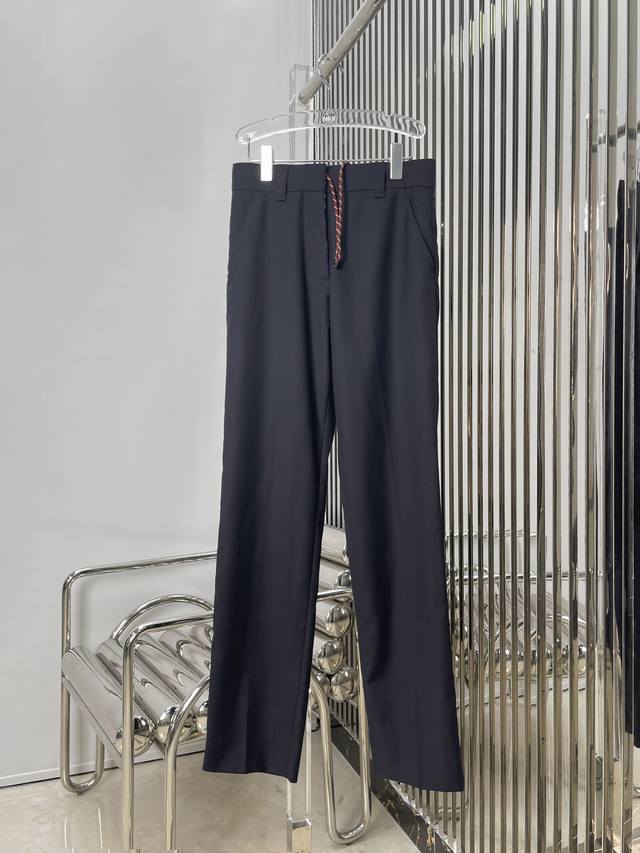New Arrival!Latest Miu 25New Fine-Spun Wool Drawstring Belted Suit Pants. Sizes: