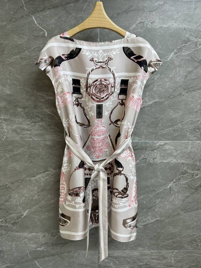 Spring/Summer New Arrivals H-Brand Stirrup Print Silk Dress Spring/Summer Collec