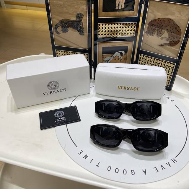 Top-Tier Authentic Version ~ Comes With A High-End Gift Box ~ 2025 New Model Ver