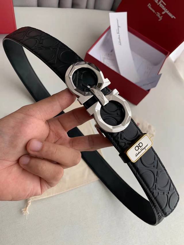 Top-Quality Authentic Ferragamo Two-Tone Reversible Belt. One Belt Serves As Two