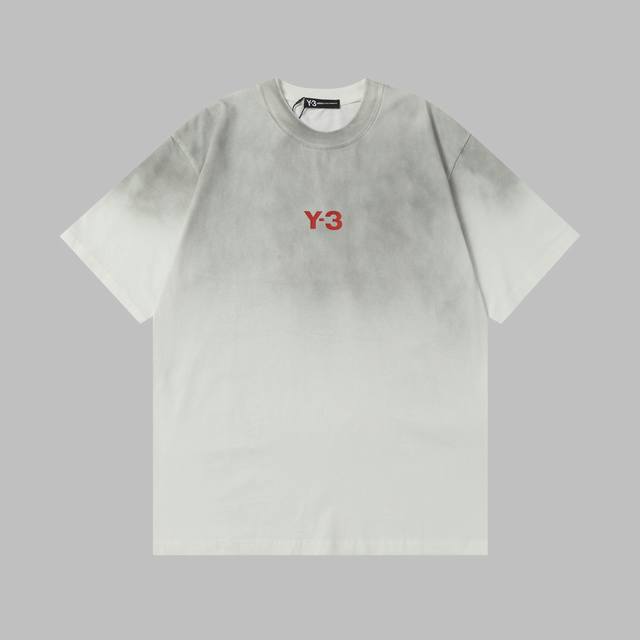 Y-3 New Short-Sleeve T-Shirt Made With Custom-Dyed Fabric, 300G Weight. The Red