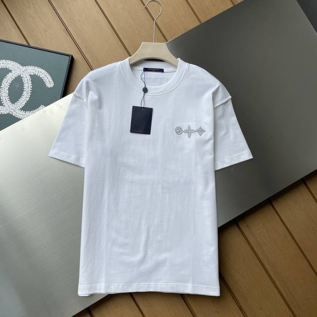 Counter-Replica Top-Tier Louis Vuitton (Lv) 2025 New Dopamine Logo Embroidered S