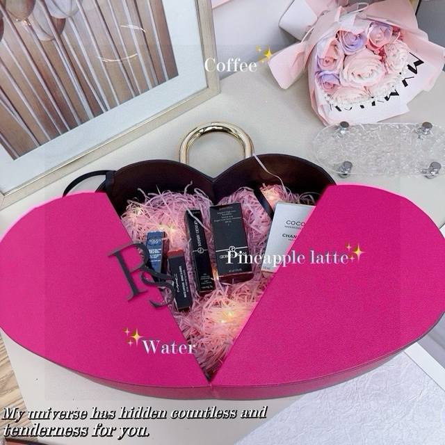 Heart Lock Gift Box With Customized Packaging Box. Just Looking At It Fills You