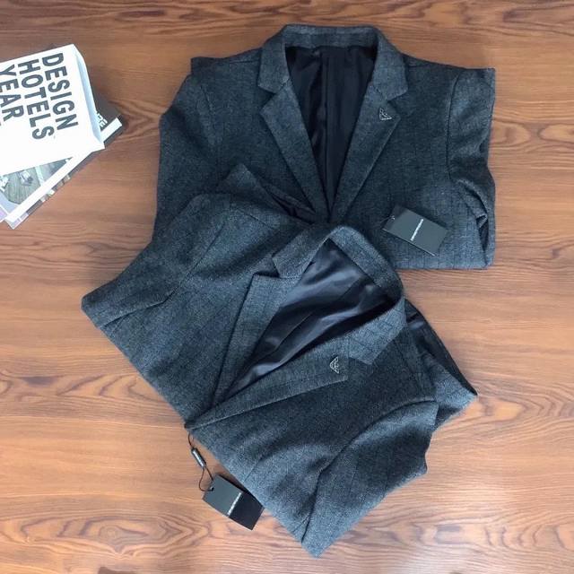 More Detail Images Available. Business Casual! Italian Craftsmanship, Armani Aut