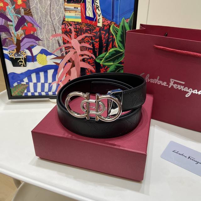 Ferragamo High-End Version Silver Horseshoe Pattern Fashionable And Elegant Time