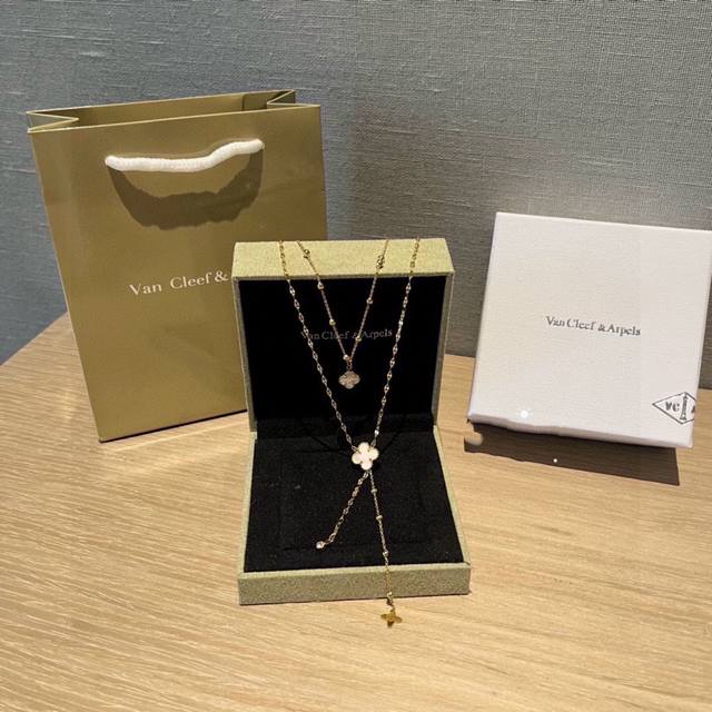 Van Cleef & Arpels Four-Leaf Clover Double-Sided Double-Chain Fringe Necklace Wi