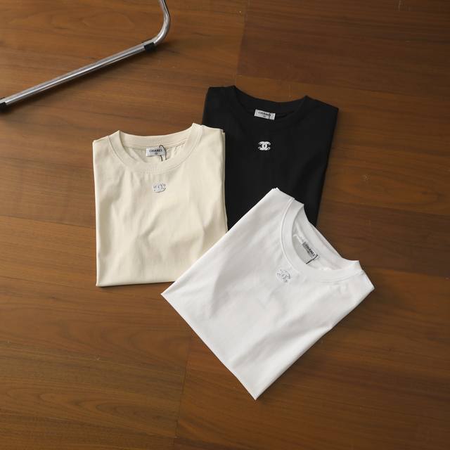 Premium Selection! Chanel New Women's Round Neck Short-Sleeve T-Shirt! Classic A