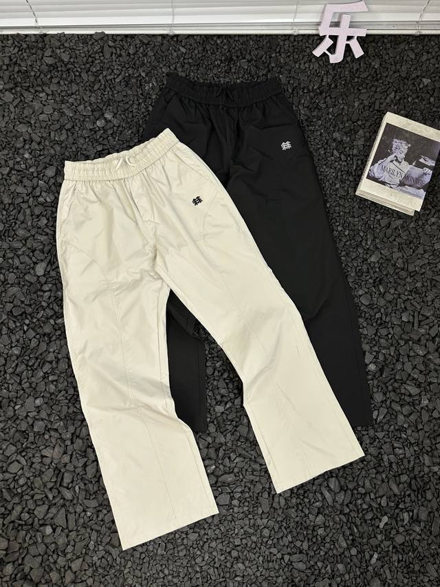 Kolon Sport American High-Street Functional Windproof And Water-Resistant Solid