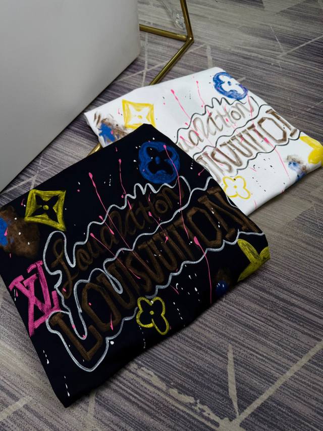 Best-Seller Recommendation: Louis Vuitton 2025 New Logo Printed Hand-Painted Sho