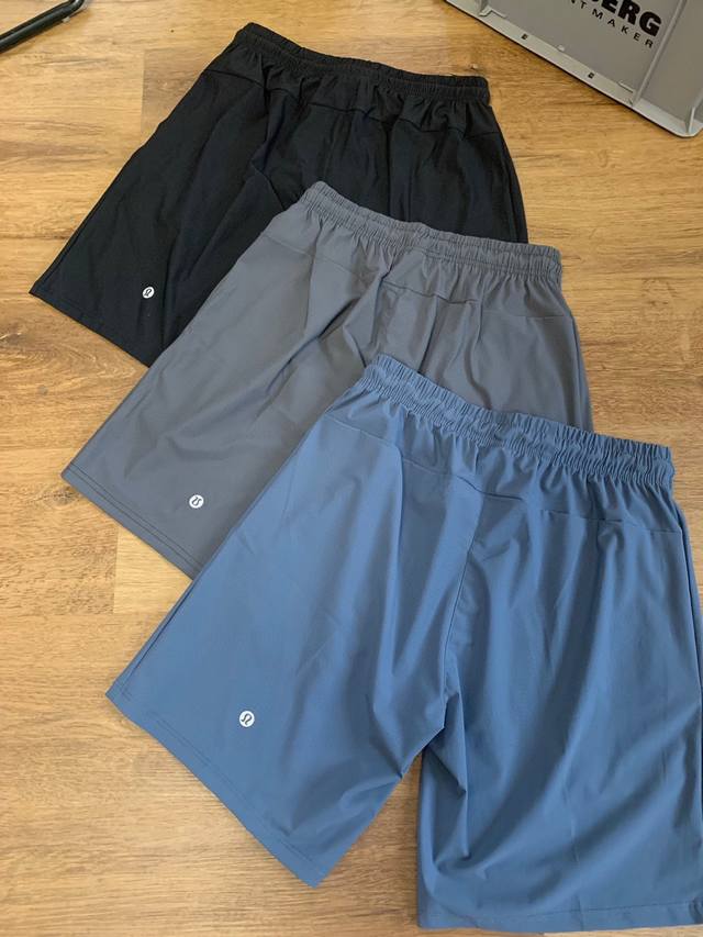 Lululemon Summer New Arrival Quick-Dry Shorts, Men's Zipper Pocket Shorts, Skin-
