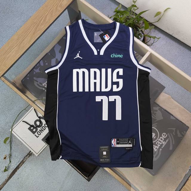 Style Number: Yss77 Top-Quality Embroidery, 2025 New Nba Nike Dallas Mavericks L