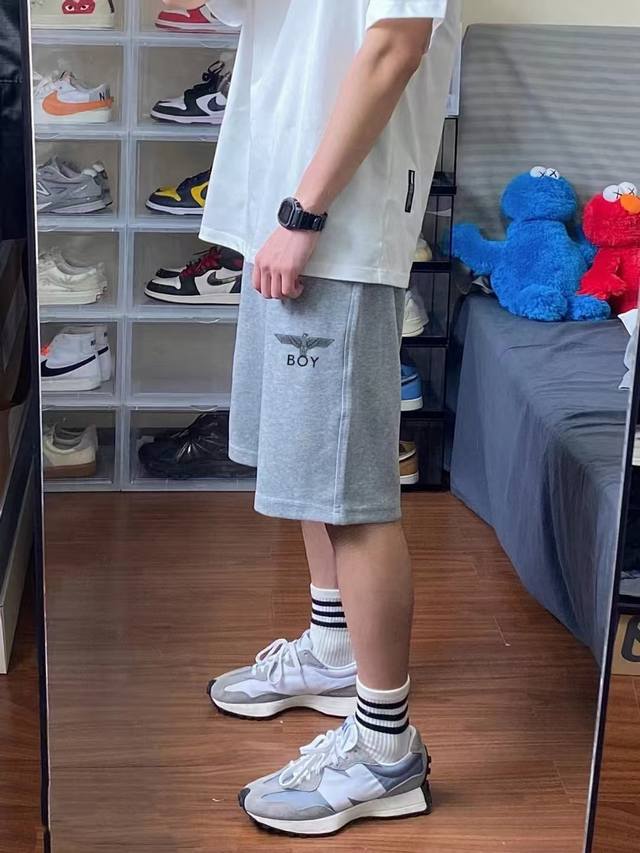 Boy Summer's Latest Basic Printed Five-Inch Casual Shorts Made From Heavyweight