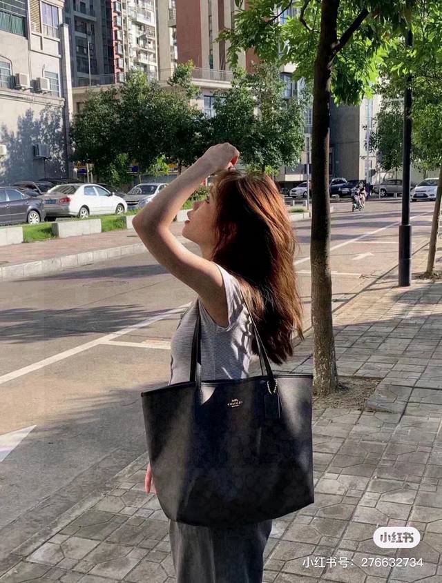 Coach Black Brown Shopping Bag Coach Classic Shopping Bag, A Timeless Design Tha