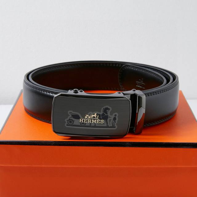 Herm S Matte Finish Automatic Smooth Buckle High-Quality Leather Belt. A Design